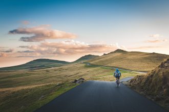 ruta para bicicletas por montaña